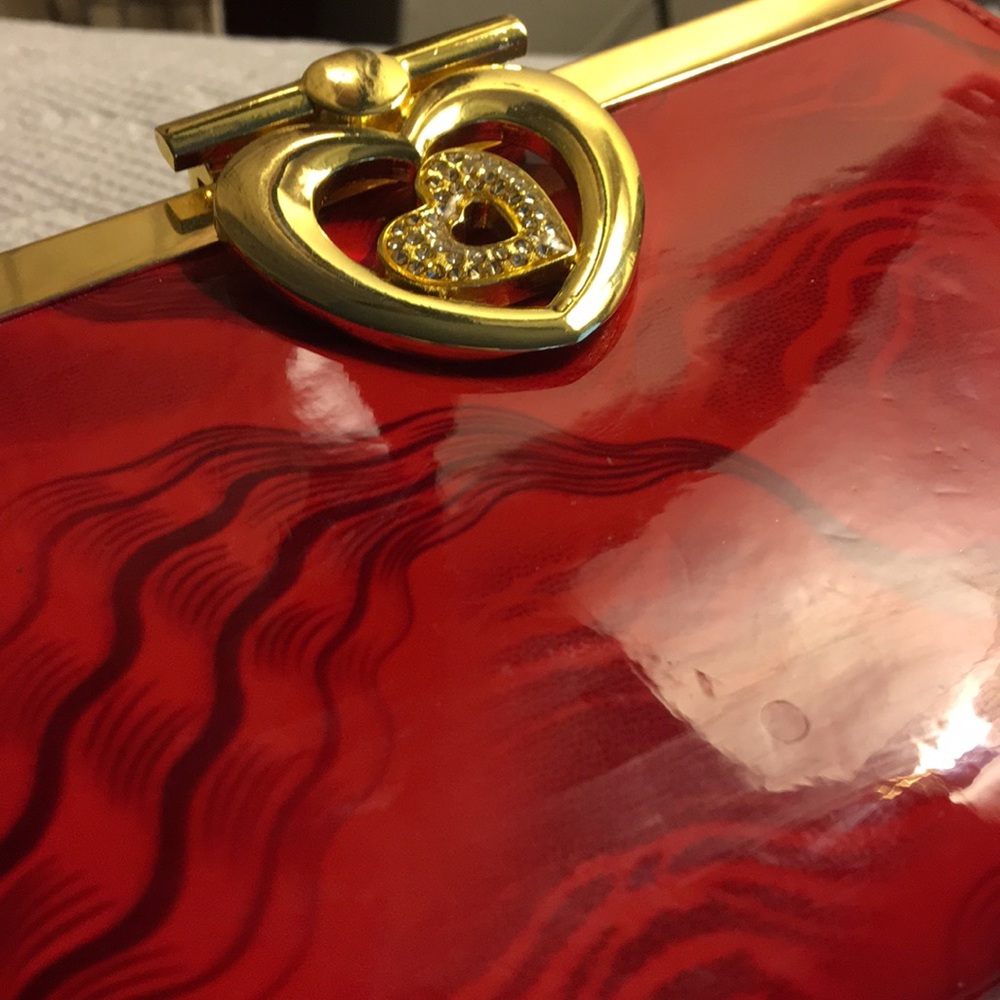 COPY - Patent leather boutique wallet